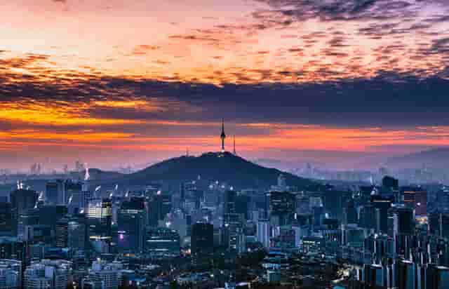 一个女人不分享自己(一个女人说自己很贵)