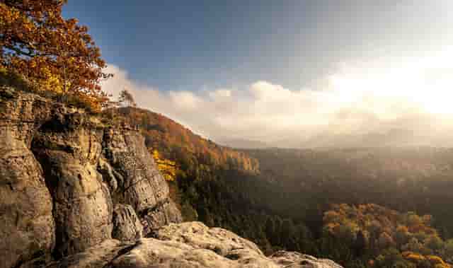 时尚大片拍照技巧自拍(时尚大片拍照姿势)